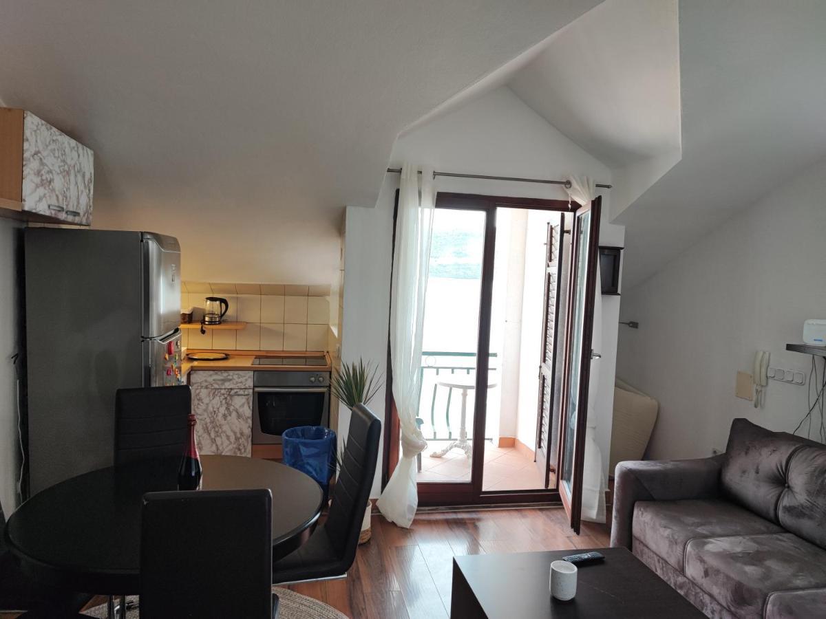 Apartments Villa Kresic Неум Экстерьер фото
