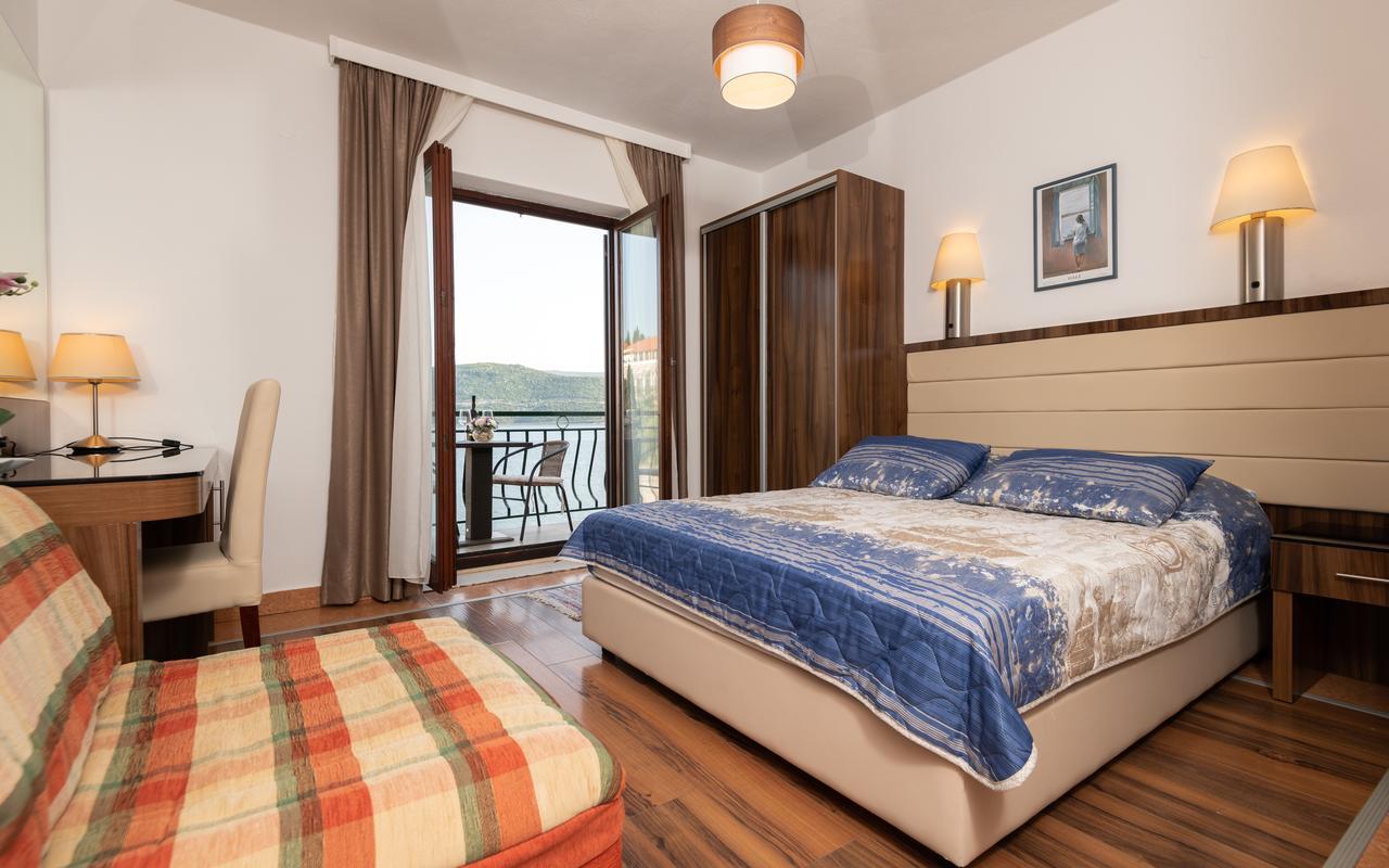 Apartments Villa Kresic Неум Экстерьер фото