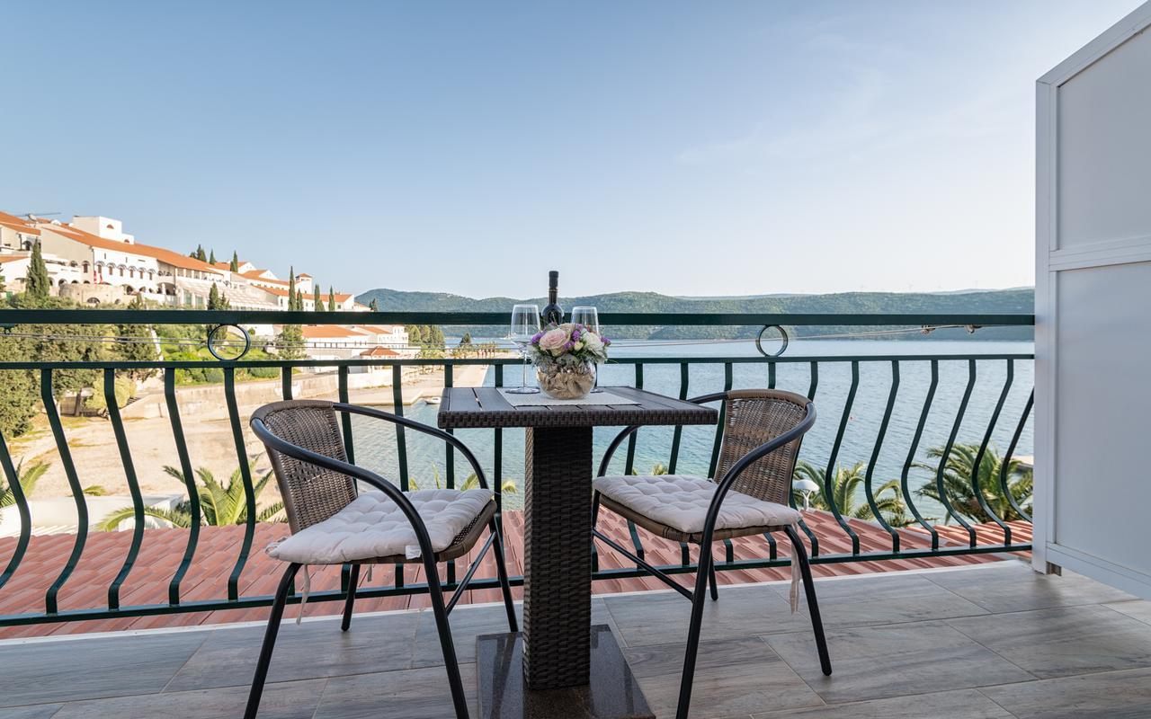 Apartments Villa Kresic Неум Экстерьер фото