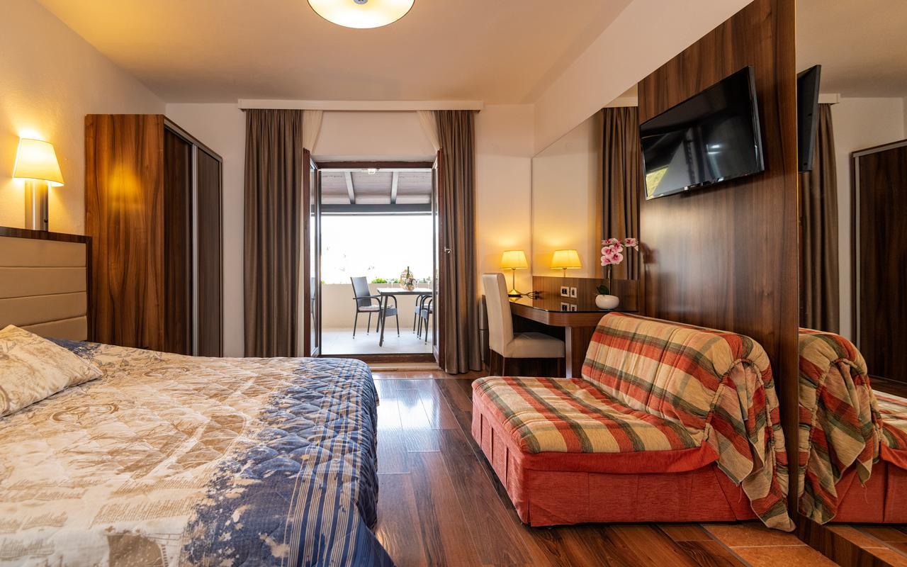 Apartments Villa Kresic Неум Экстерьер фото