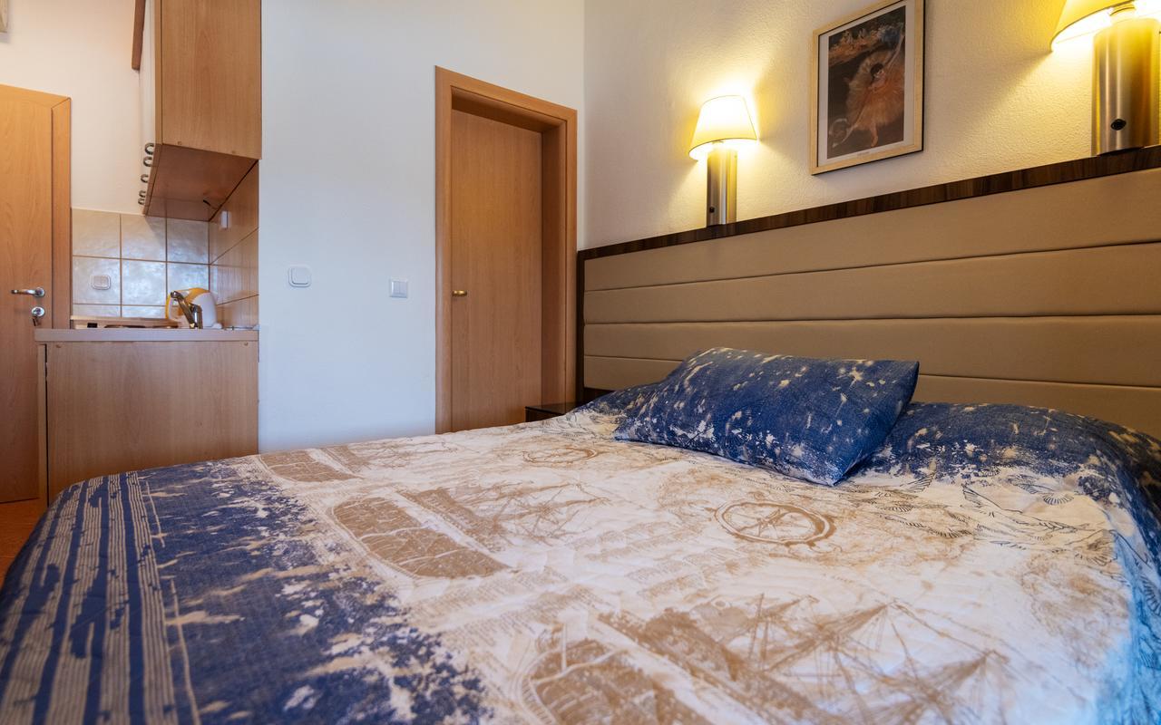 Apartments Villa Kresic Неум Экстерьер фото