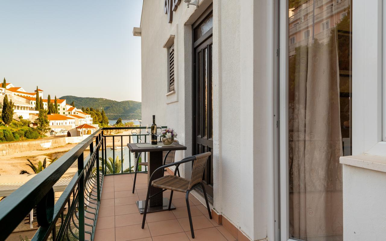 Apartments Villa Kresic Неум Экстерьер фото